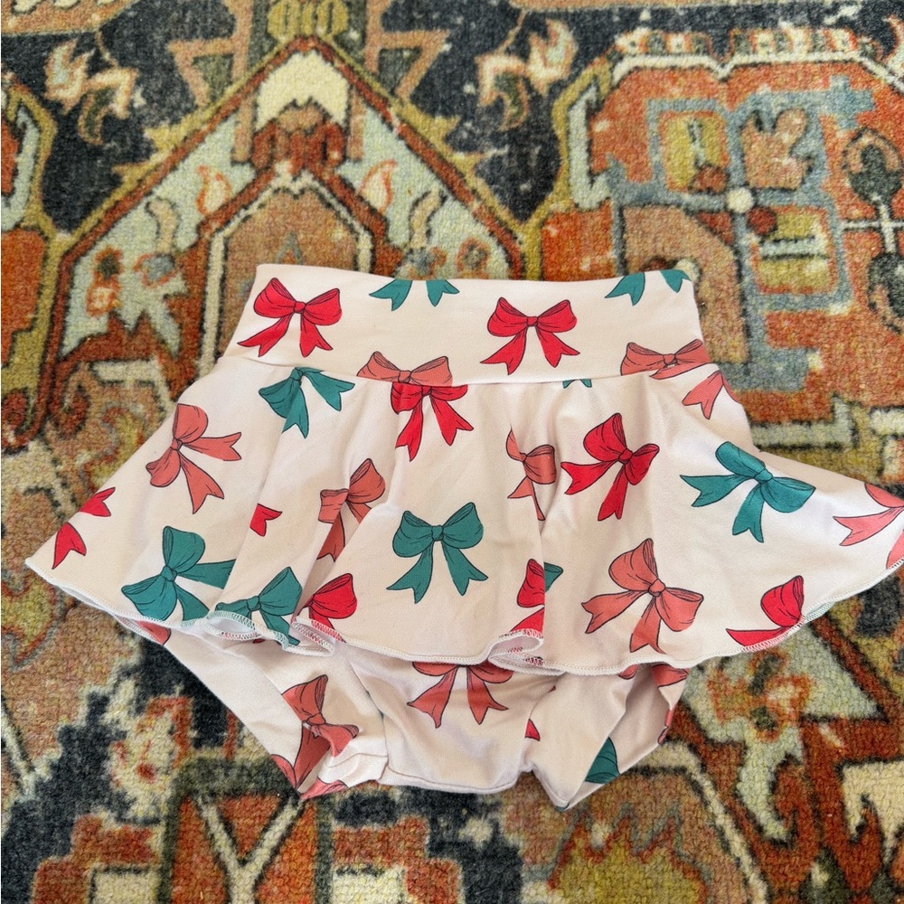 Small shop skirted bummies